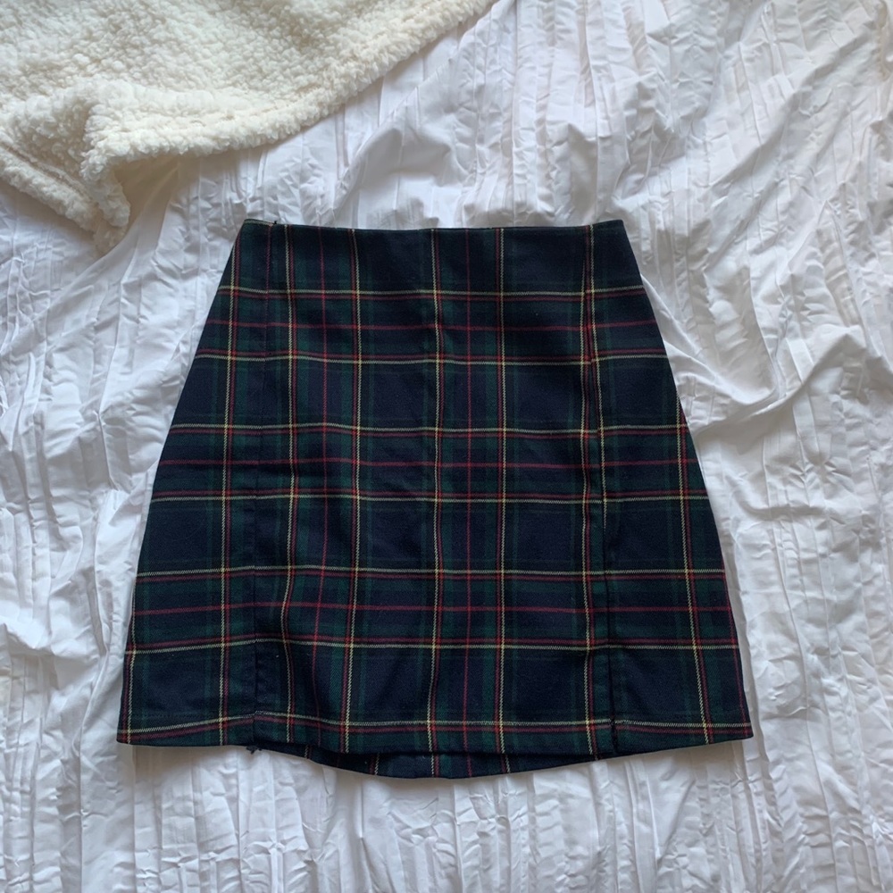 Brandy Melville mini skirt